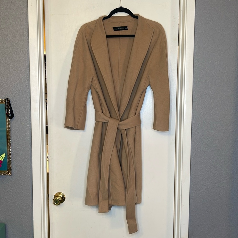 Zara Wool coat Tan cropped sleeve Size medium